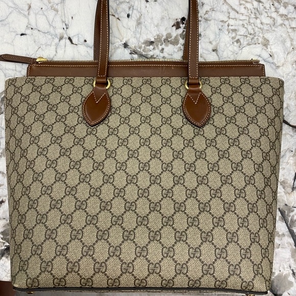 Gucci Supreme Tote - Picture 3 of 16